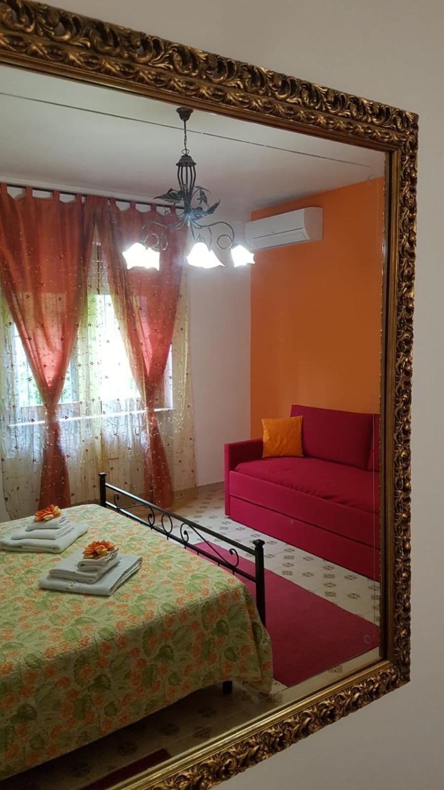 B&B Villa Mirella Casnate Con Bernate Exteriör bild