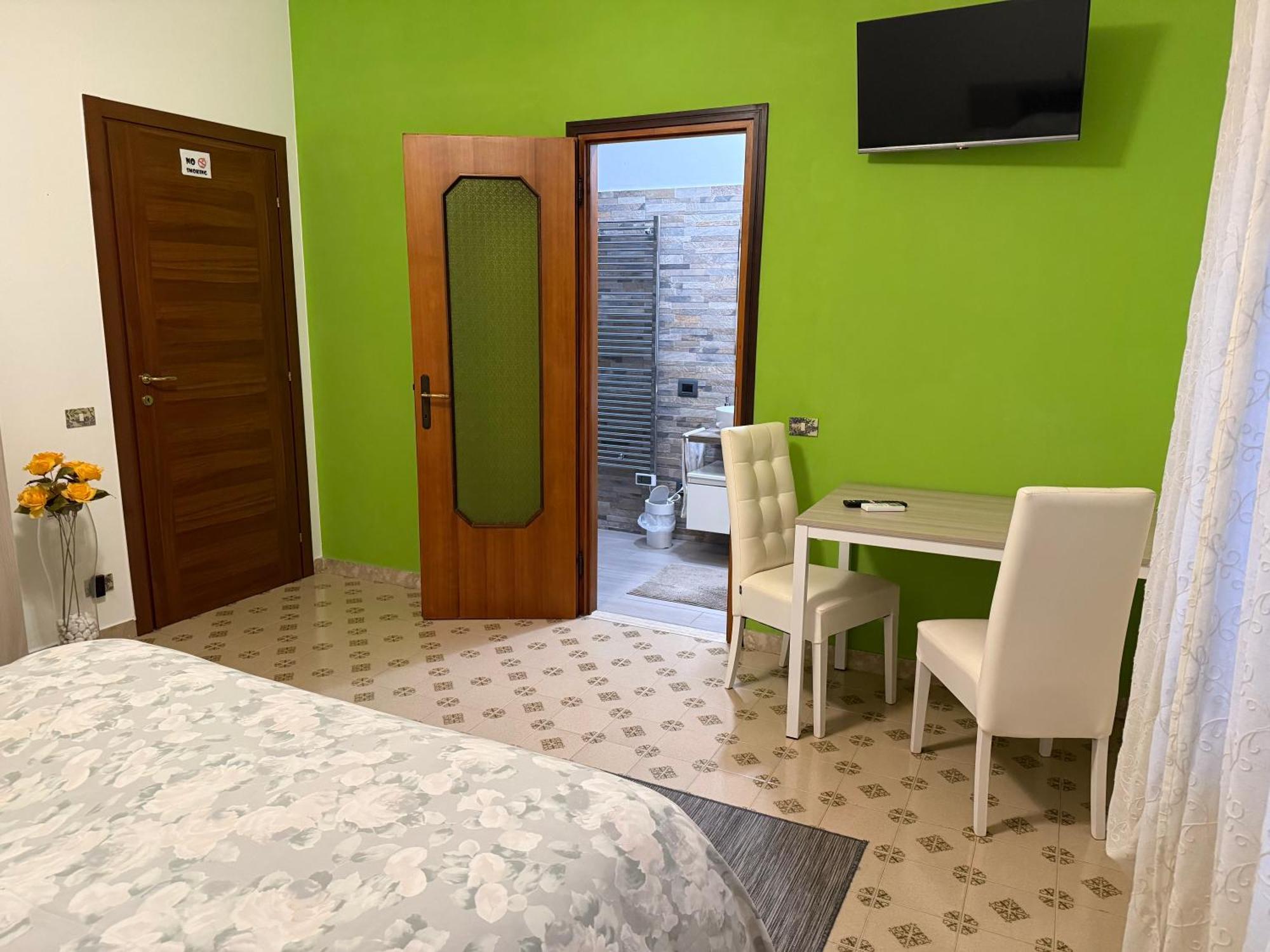 B&B Villa Mirella Casnate Con Bernate Exteriör bild
